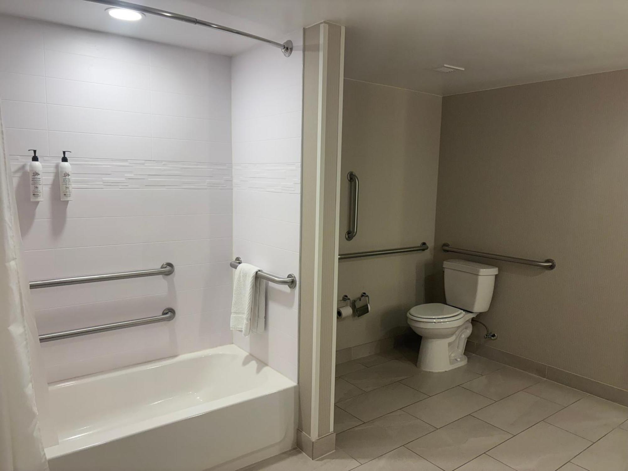 Delta Hotels By Marriott Indianapolis Airport المظهر الخارجي الصورة